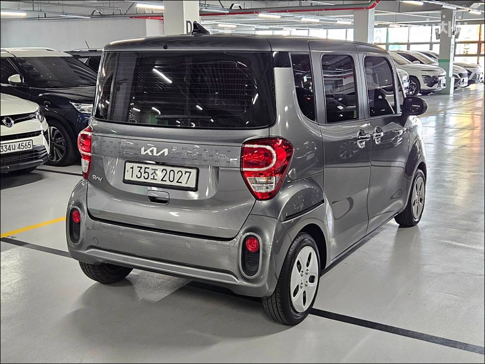 2022 - kia ray