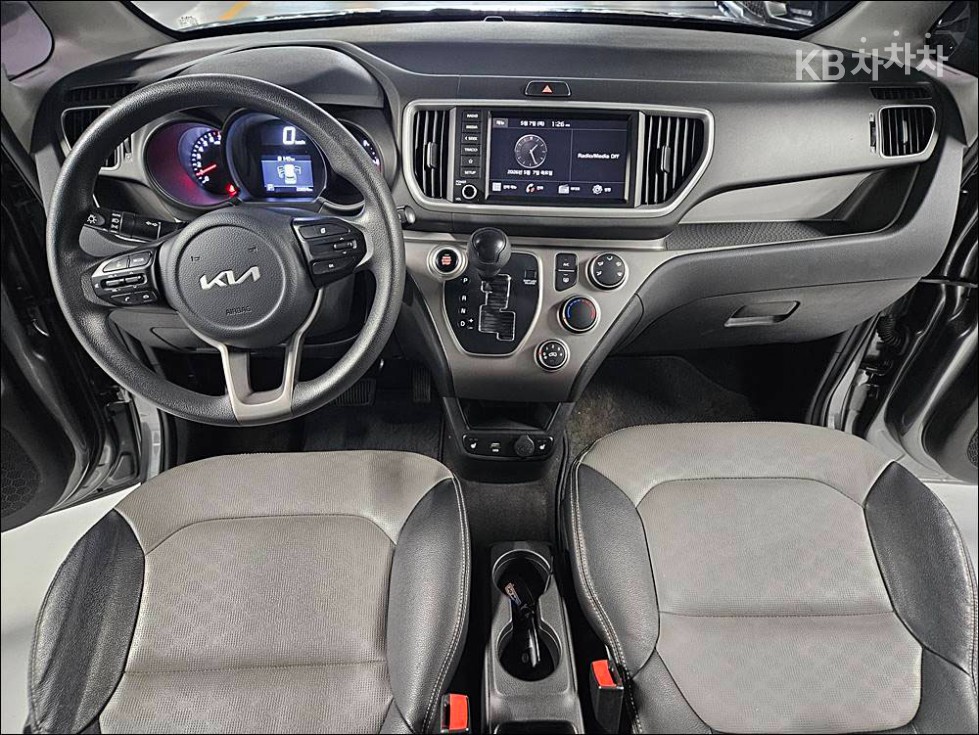 2022 - kia ray