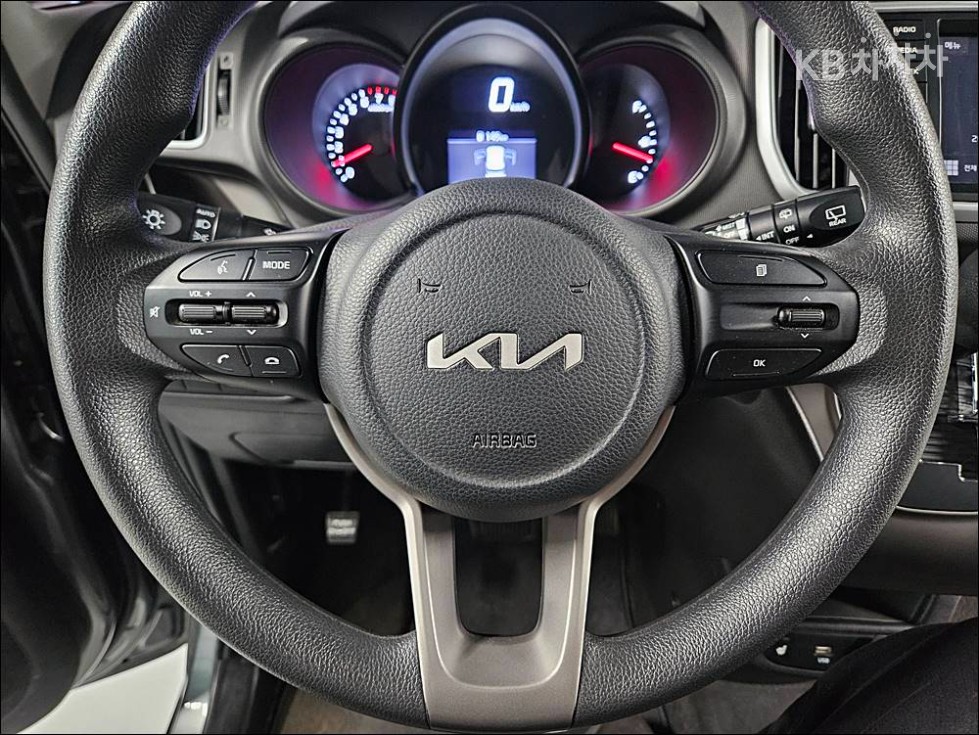 2022 - kia ray