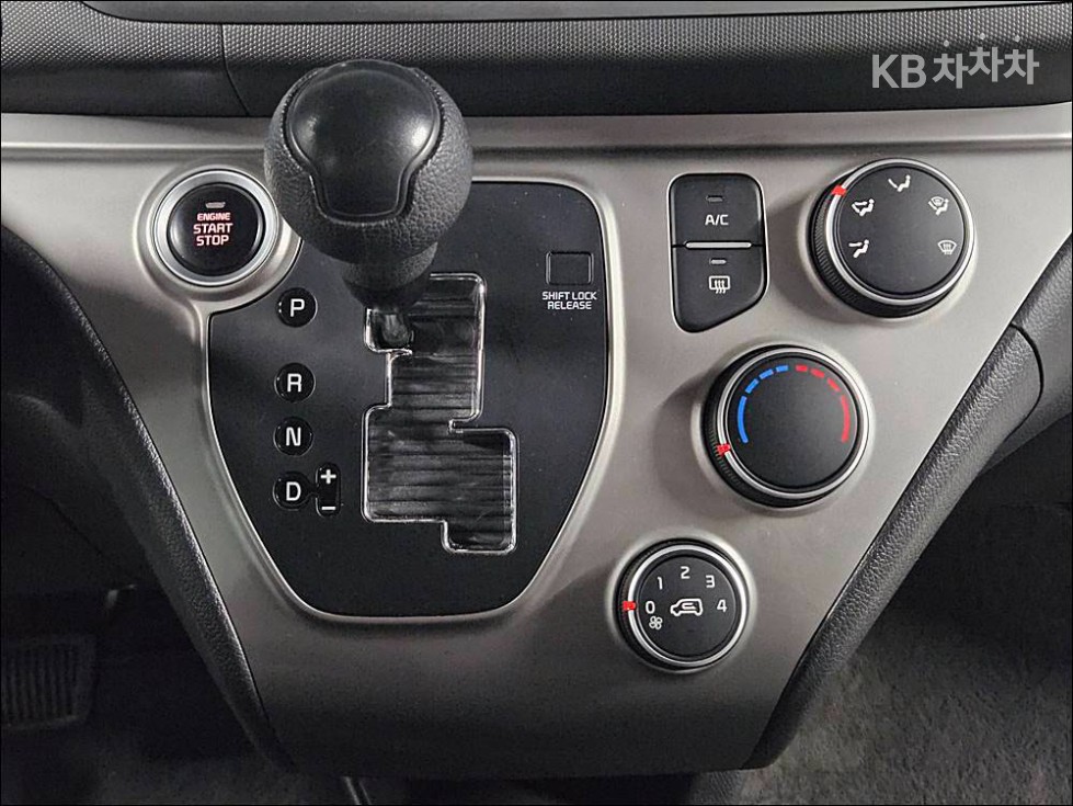2022 - kia ray