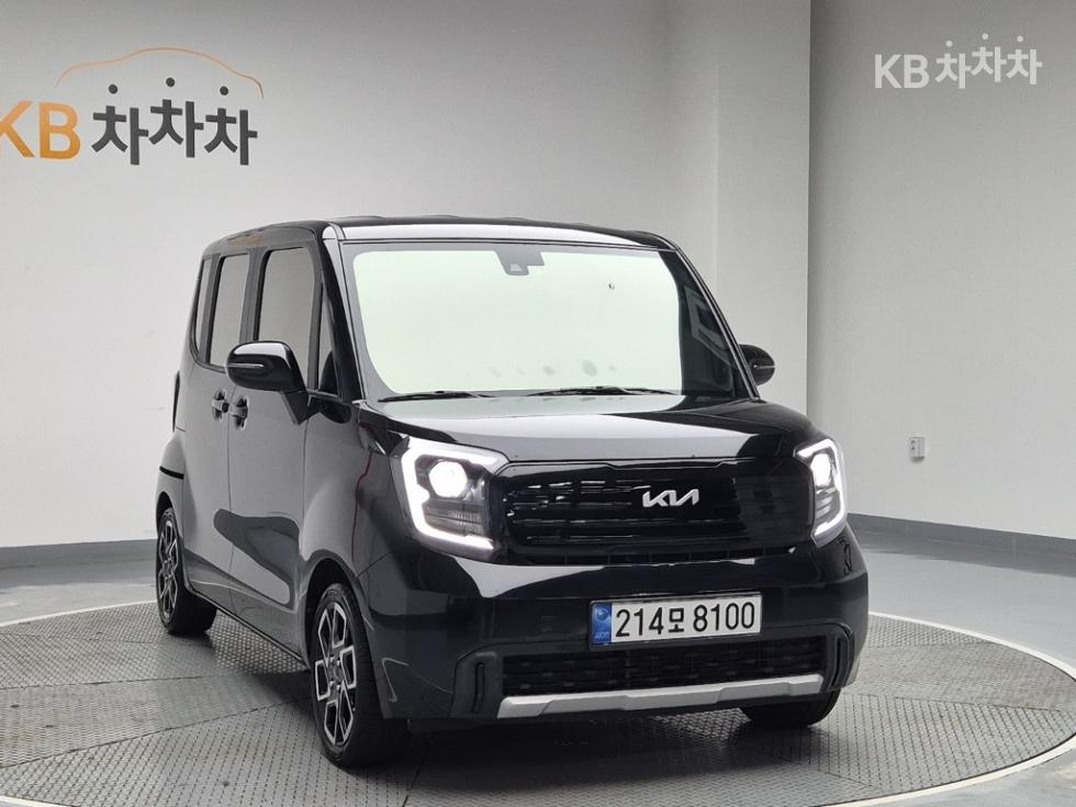 2023 - kia kia