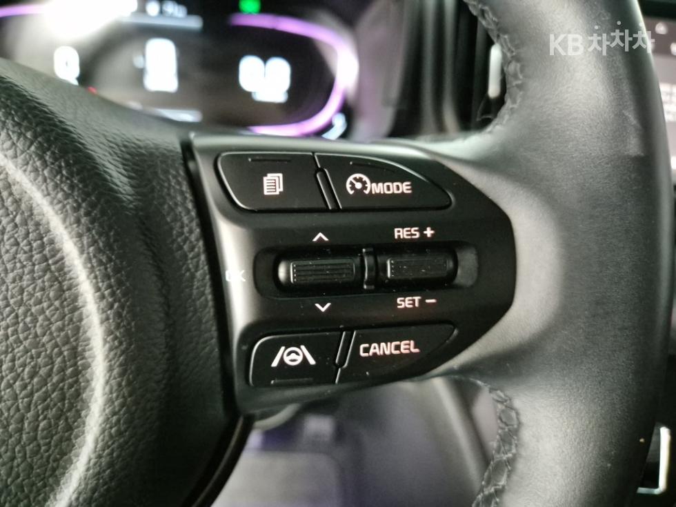 2023 - kia kia
