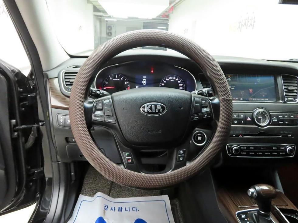 2015 - kia k7