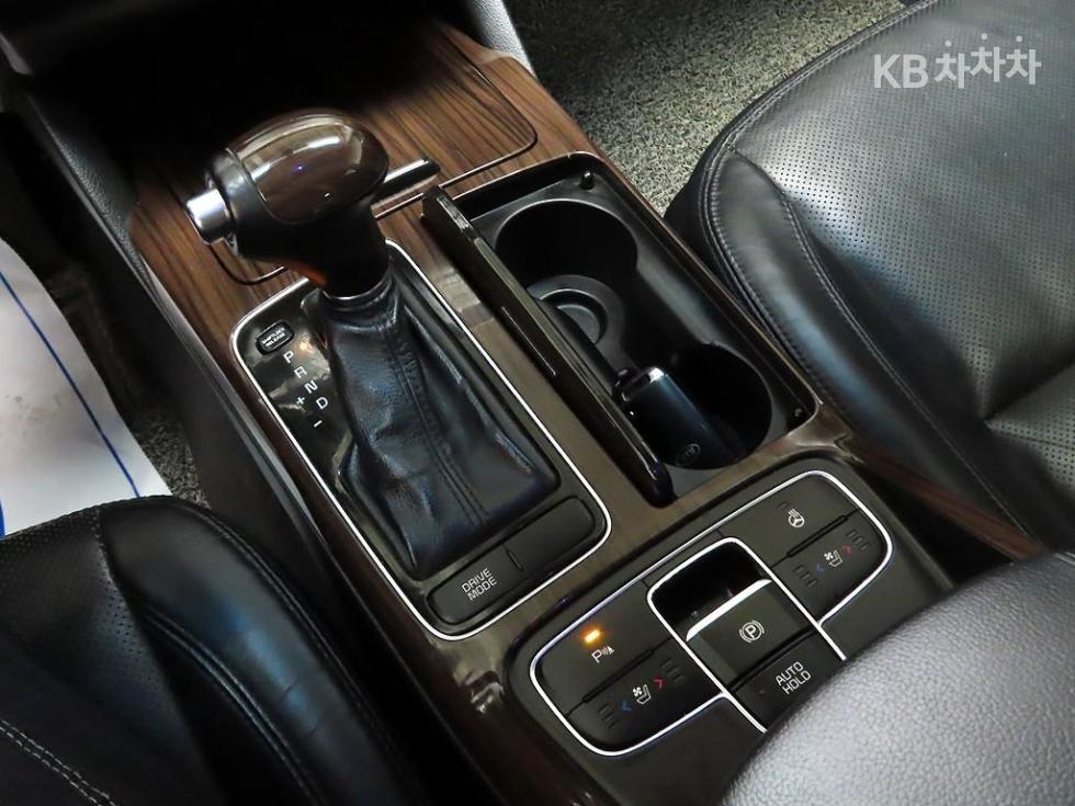 2015 - kia k7