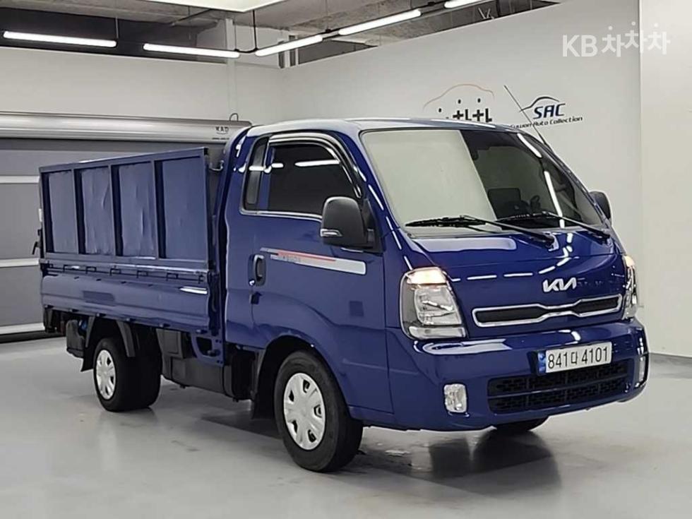 2023 - kia bongo iii