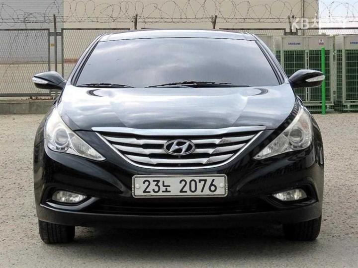 Hyundai Sonata YF LPi Top
