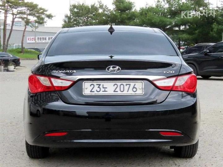 Hyundai Sonata YF LPi Top 5