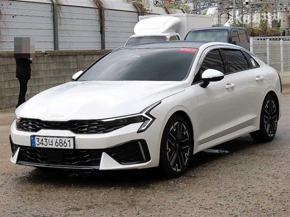 2025 - kia k5