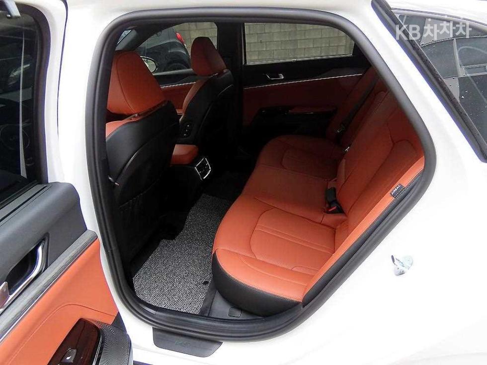 2025 - kia k5