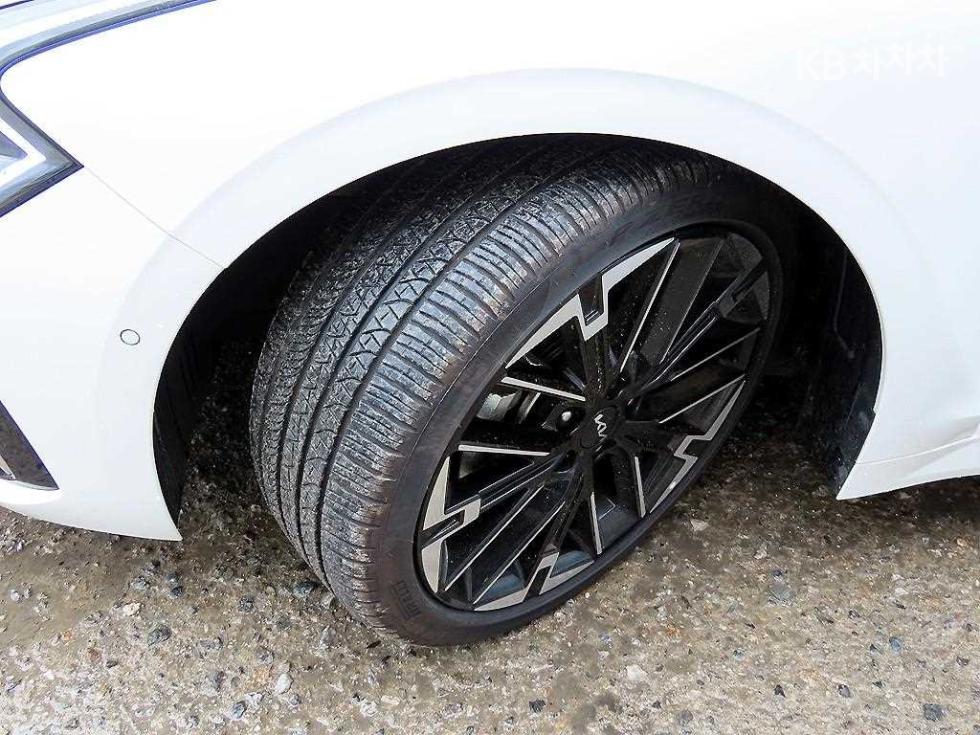 2025 - kia k5