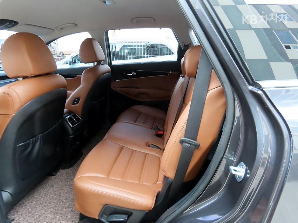 2018 - kia sorento