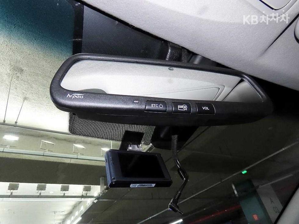 2019 - kia k3