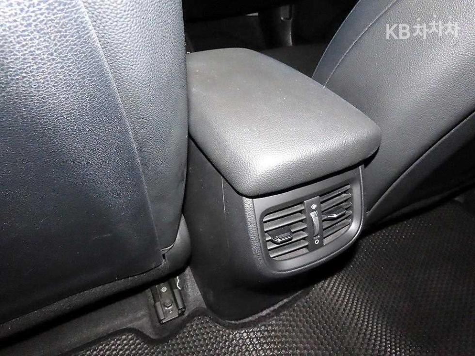 2019 - kia k3
