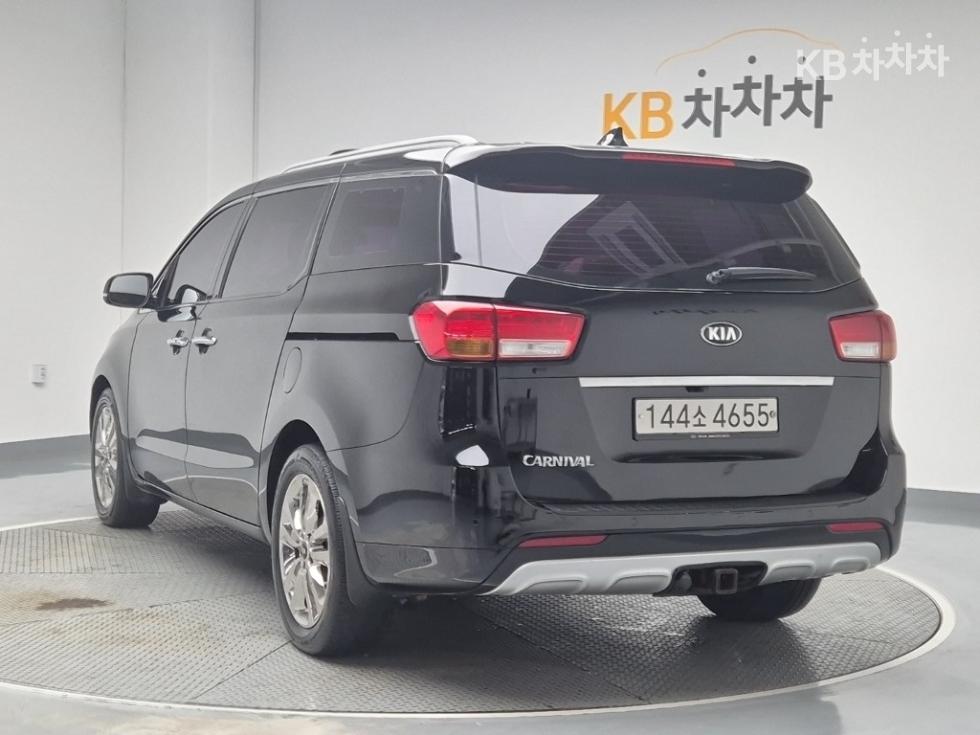 2015 - kia carnival