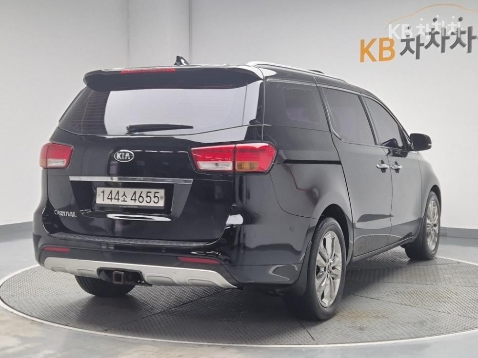 2015 - kia carnival