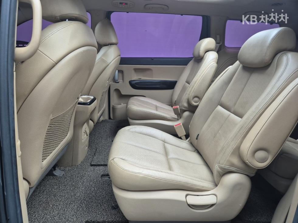 2015 - kia carnival