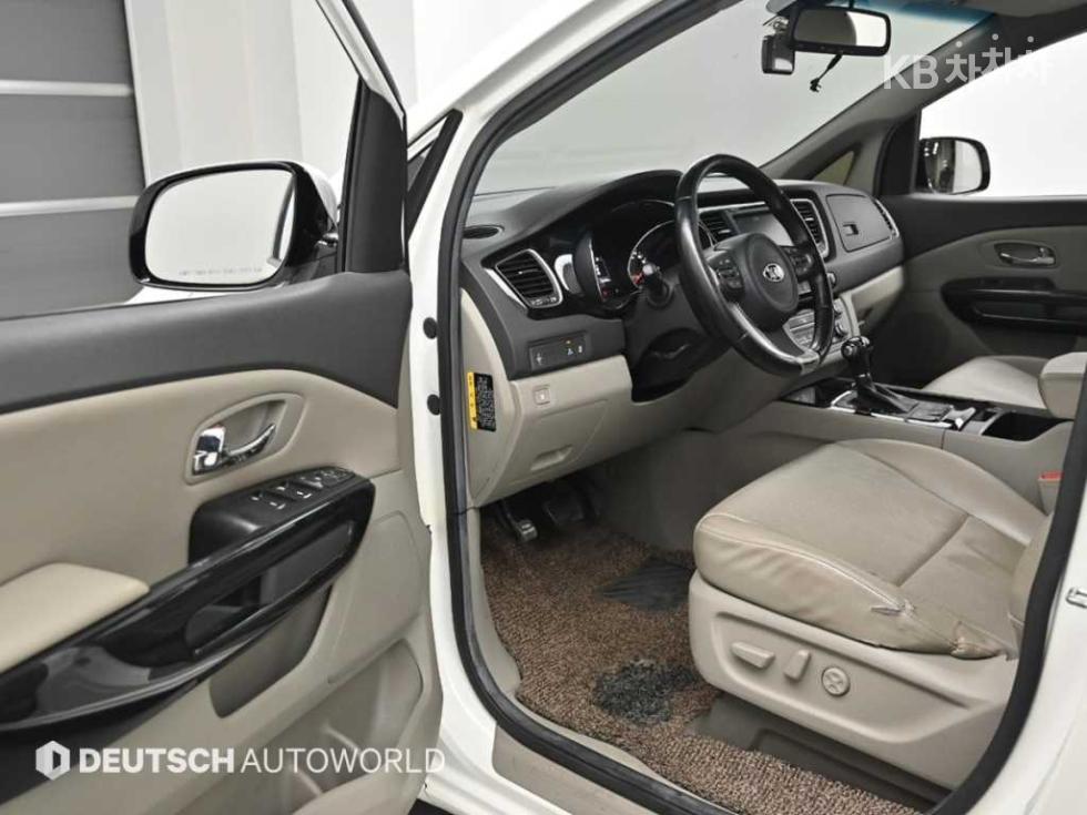 2016 - kia carnival