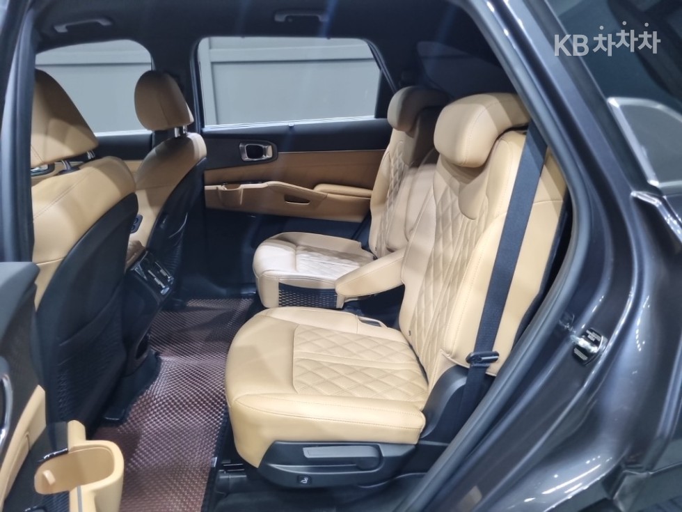 2023 - kia sorento