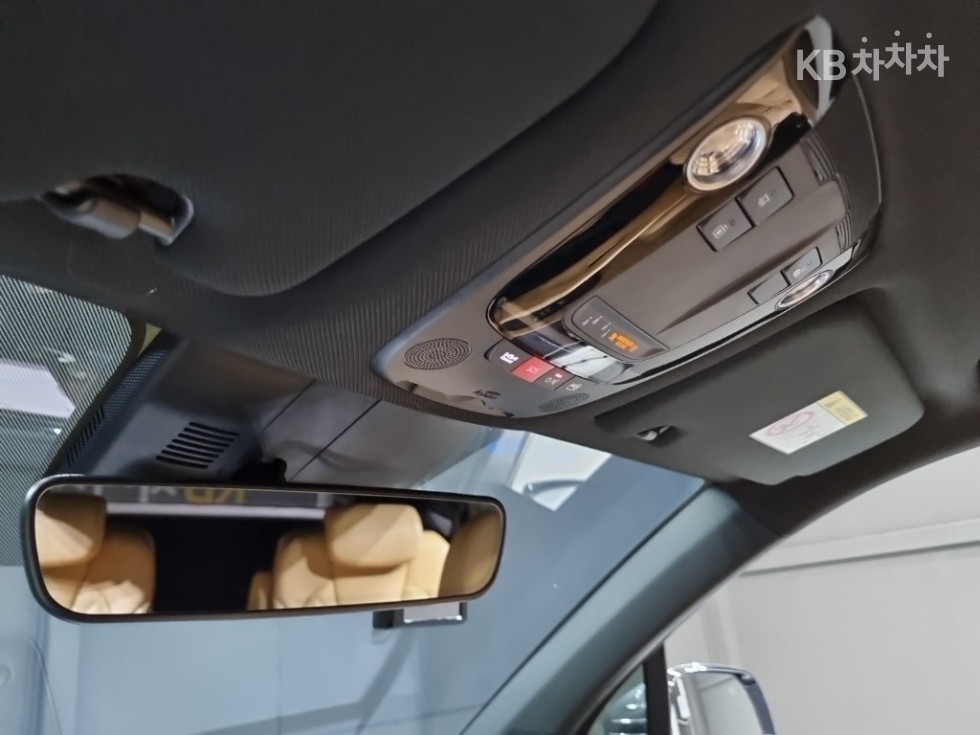 2023 - kia sorento