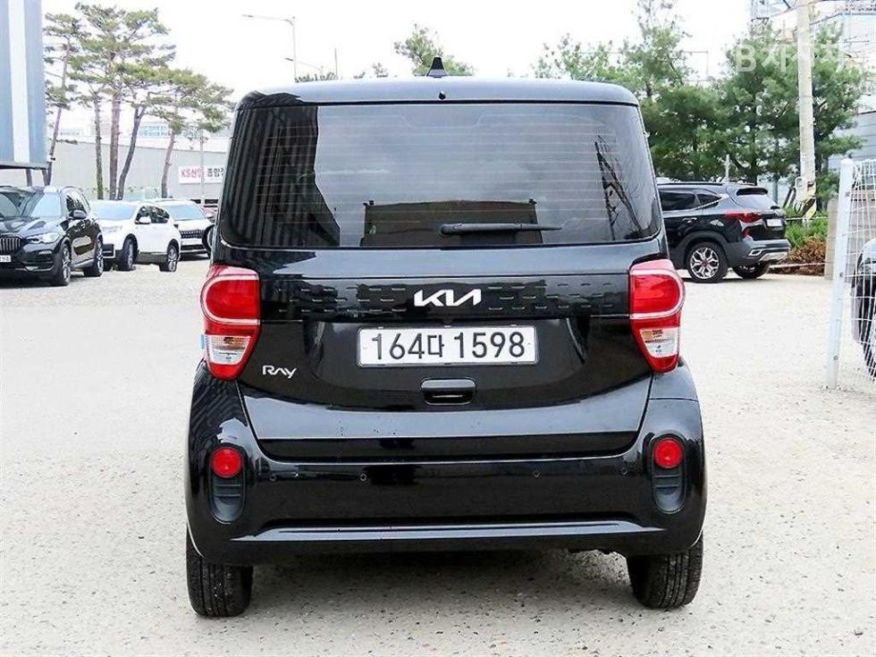 2022 - kia ray