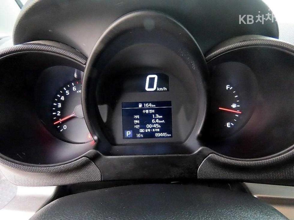 2022 - kia ray