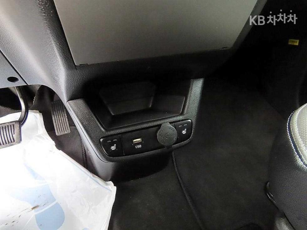 2022 - kia ray