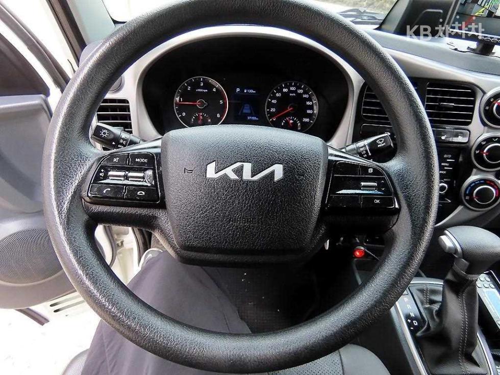 2022 - kia bongo iii