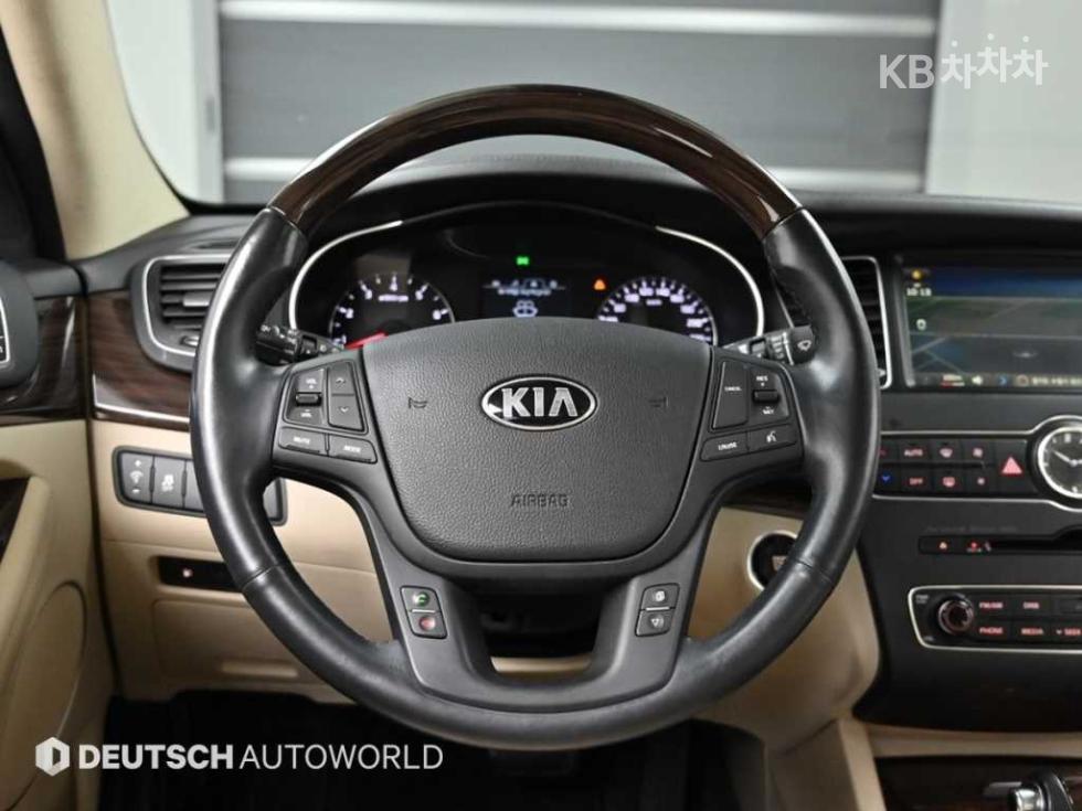 2015 - kia k7