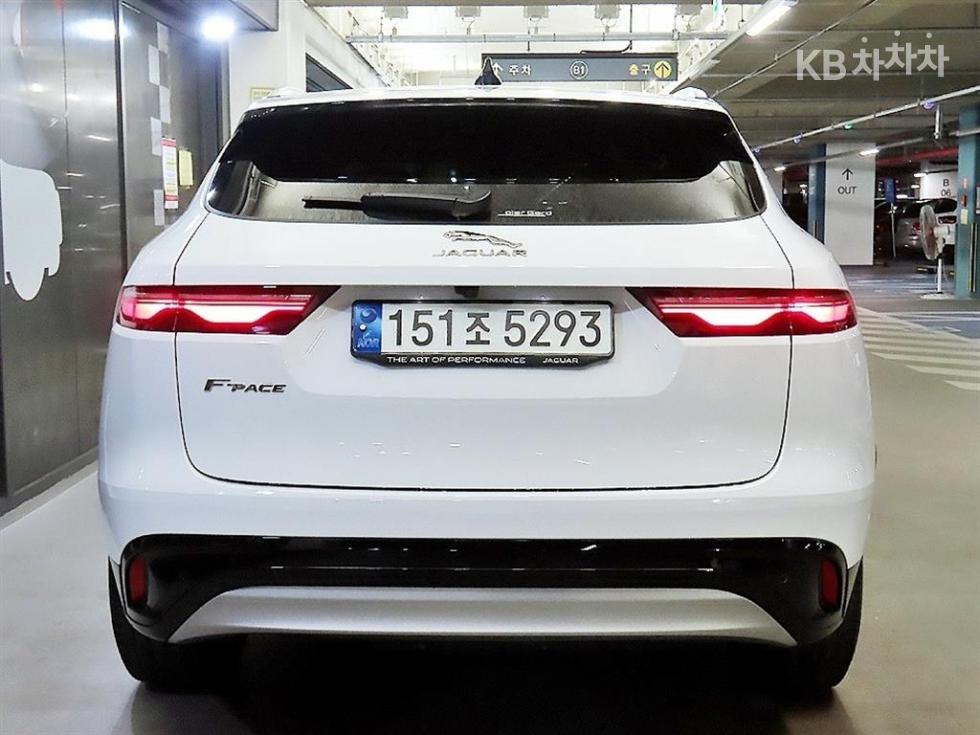 2021 - jaguar f-pace