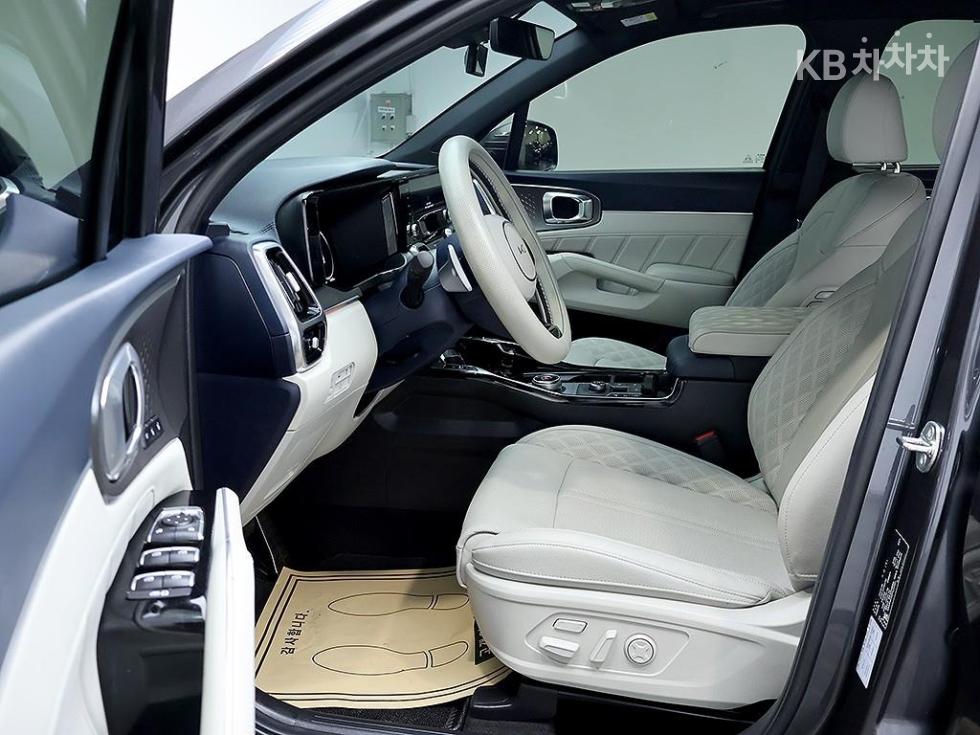 2023 - kia sorento