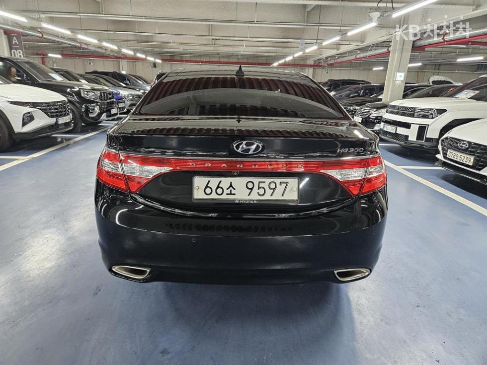 Hyundai Grandeur — miniaturë 4