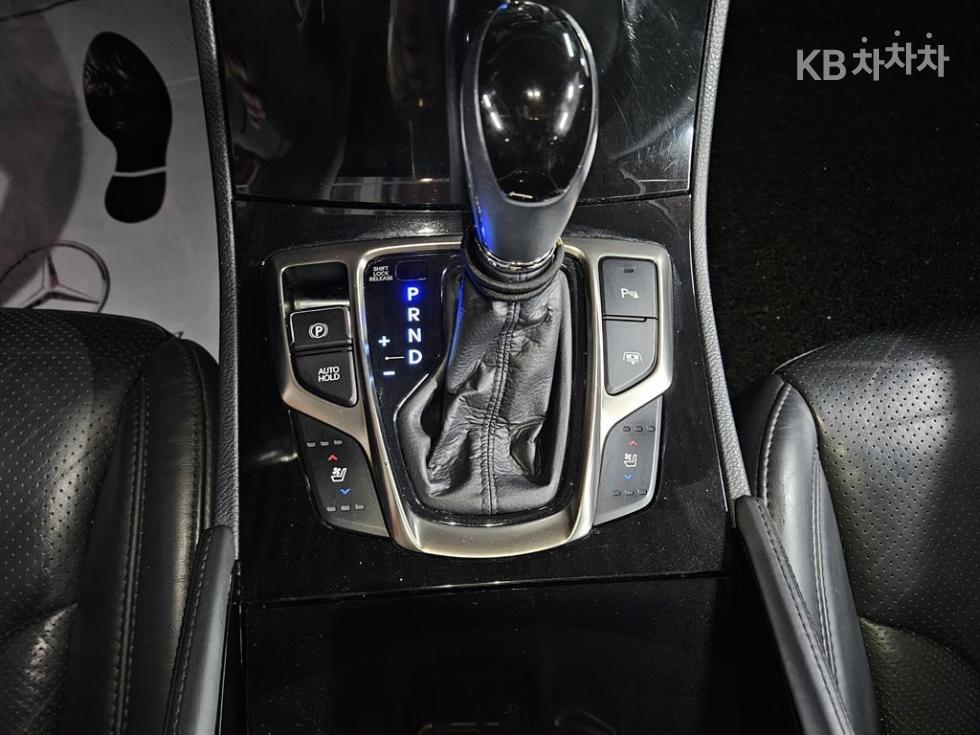 Hyundai Grandeur — miniaturë 10