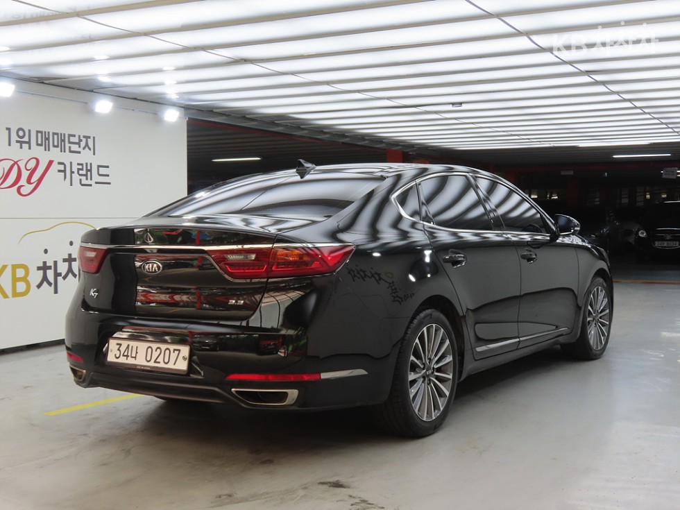 2016 - kia k7