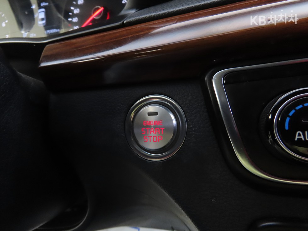 2016 - kia k7