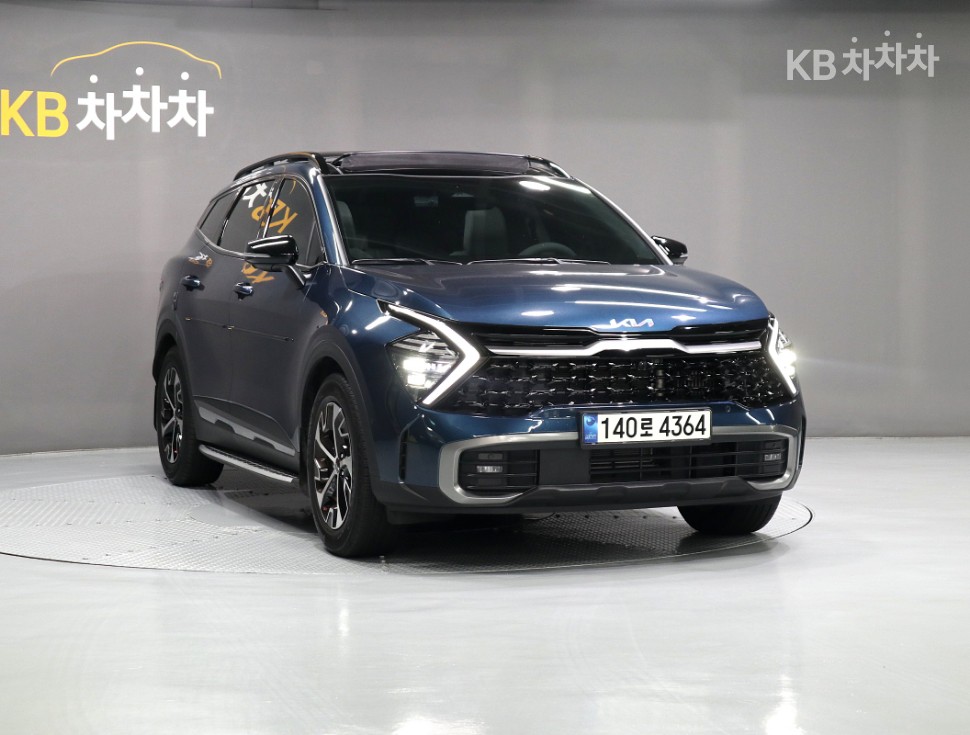 2022 - kia sportage
