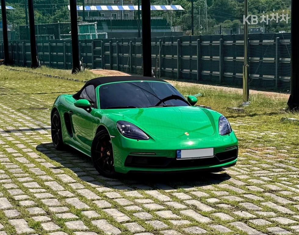 2023 - porsche 718