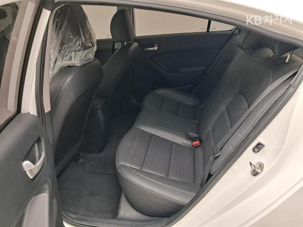 2018 - kia k3