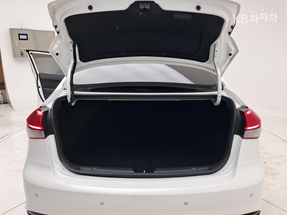 2018 - kia k3
