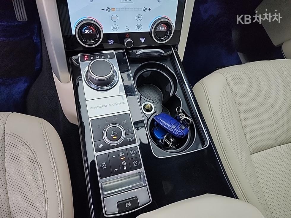 2015 Land Rover Used Car photo