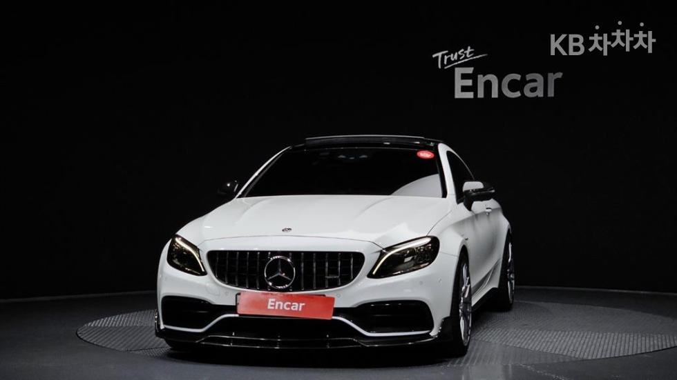 2020 - mercedes-benz c-class