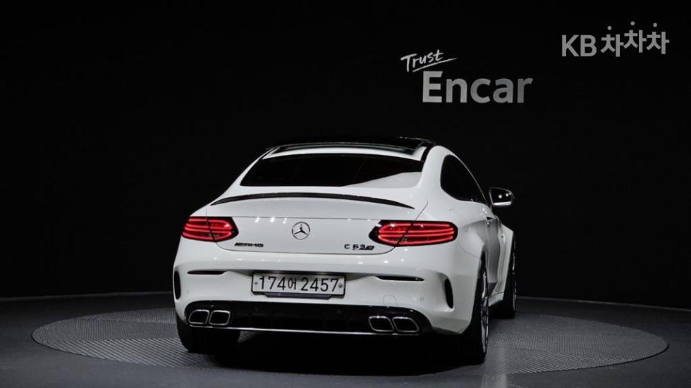 2020 - mercedes-benz c-class