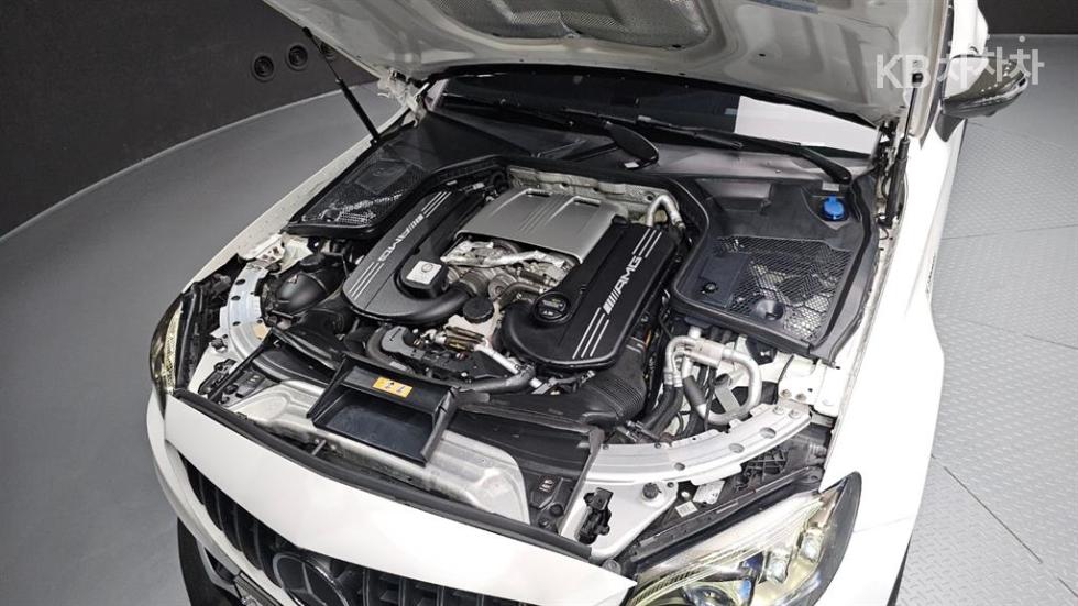 2020 - mercedes-benz c-class
