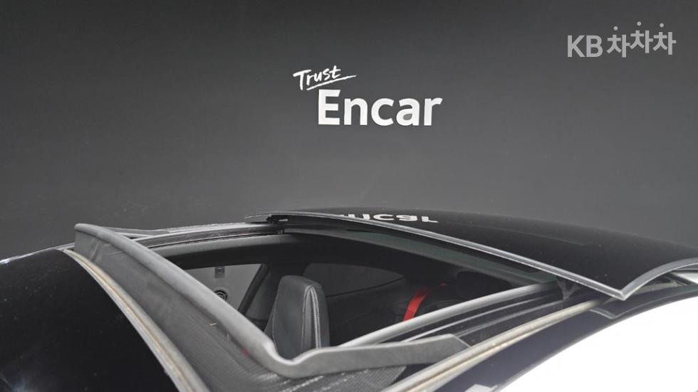 2020 - mercedes-benz c-class