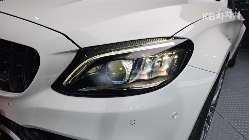 2020 - mercedes-benz c-class