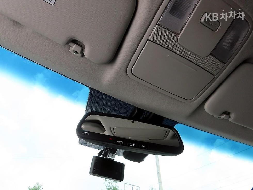 2019 - kia k3