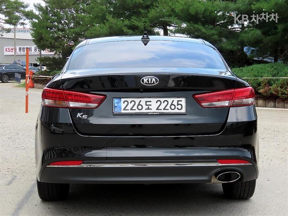 2016 - kia k5