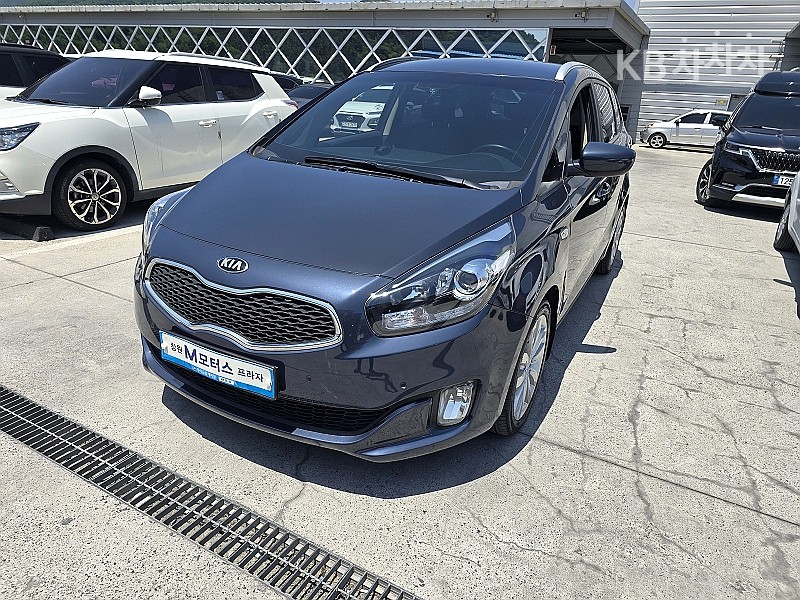 2016 - kia carens
