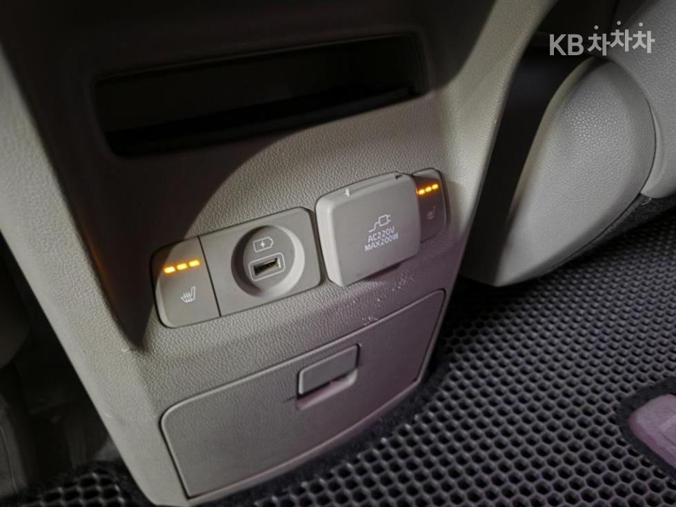 2017 - kia carnival
