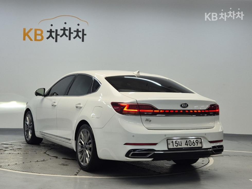 2020 - kia k7
