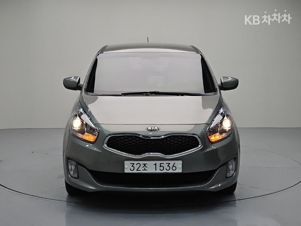 2015 - kia carens